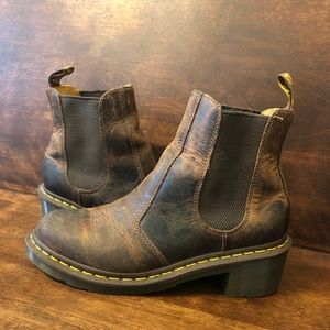 Dr. Martens Cadence Brown Boot in size W 10